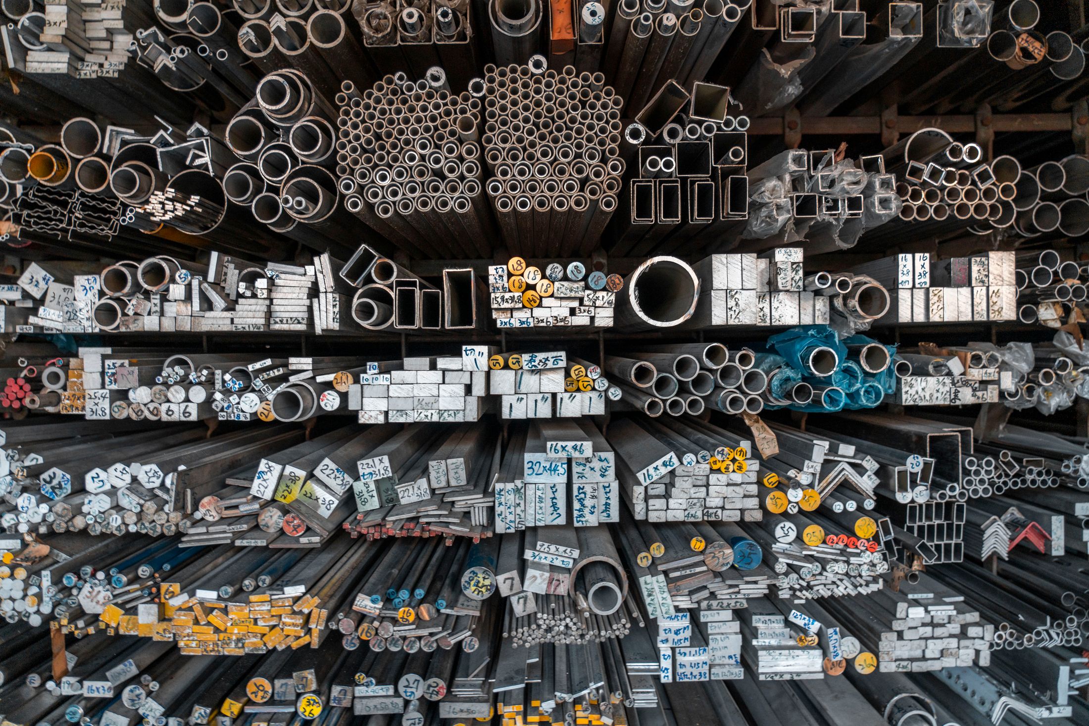 Metal tubes and profiles